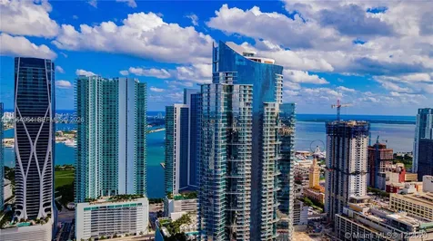 851 NE 1st Avenue Miami FL 33132