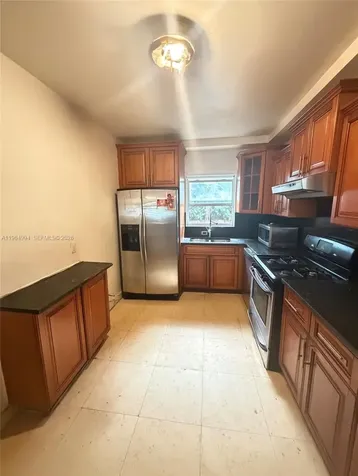 2141 NE 124th Street North Miami FL 33181