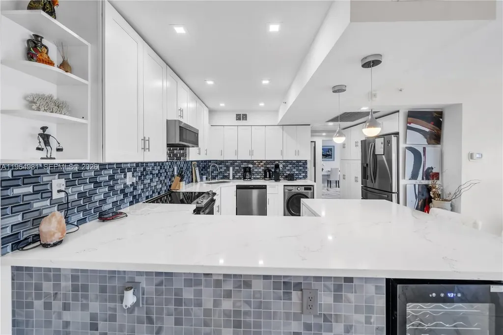 2501 S Ocean Drive Hollywood FL 33019