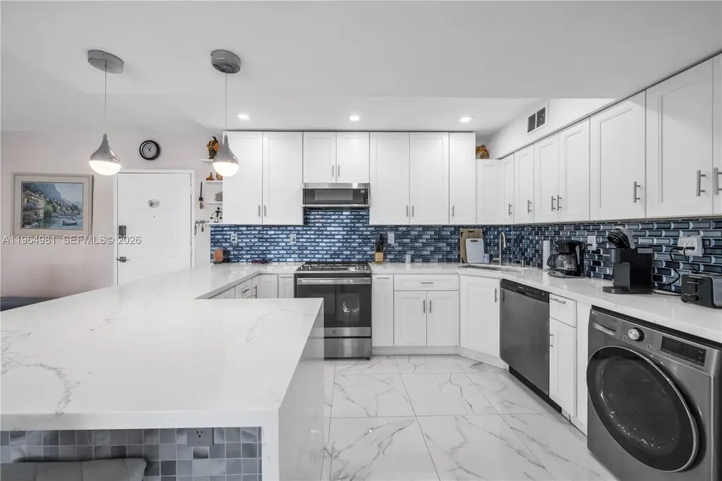 2501 S Ocean Drive Hollywood FL 33019