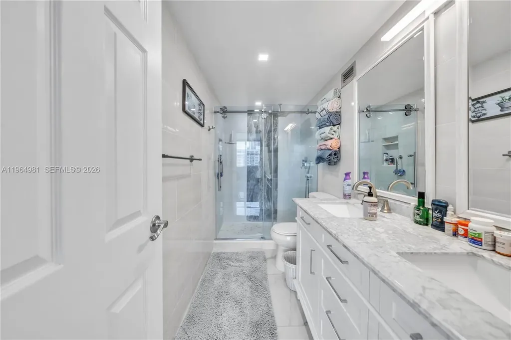 2501 S Ocean Drive Hollywood FL 33019