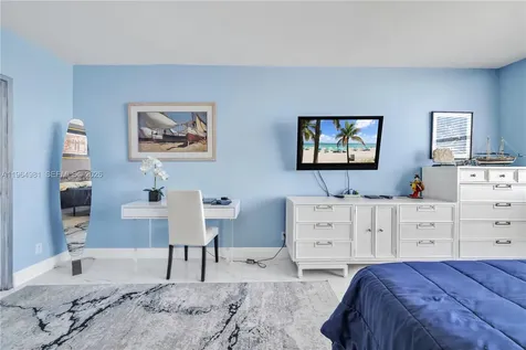 2501 S Ocean Drive Hollywood FL 33019