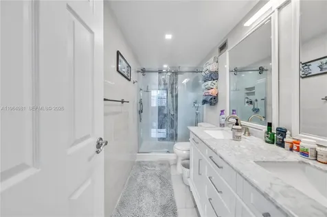 2501 S Ocean Drive Hollywood FL 33019