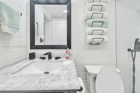 2501 S Ocean Drive Hollywood FL 33019