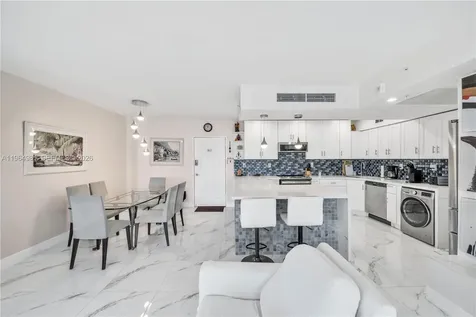 2501 S Ocean Drive Hollywood FL 33019