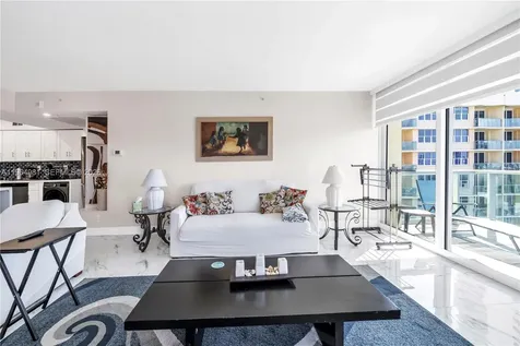 2501 S Ocean Drive Hollywood FL 33019