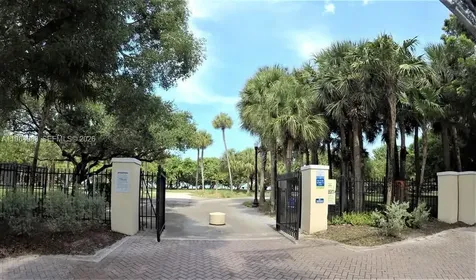 744 85th Street Miami Beach FL 33141