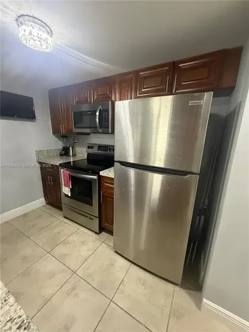 1955 NW 5th Place Miami FL 33136