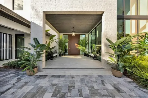 9381 SW 100 Street Miami FL 33176