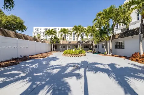 151 SW 1st Street Dania Beach FL 33004