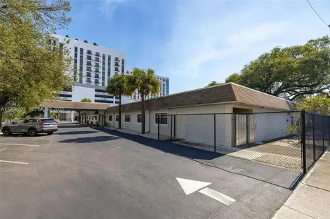 151 SW 1st Street Dania Beach FL 33004