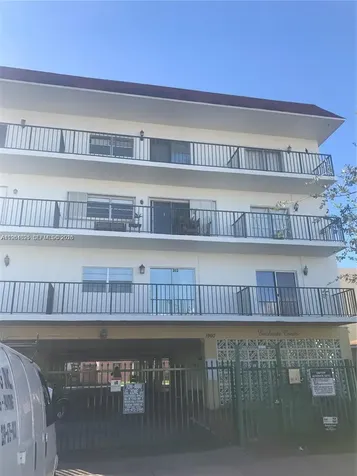 1960 Marseille Drive Miami Beach FL 33141