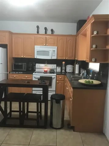 1960 Marseille Drive Miami Beach FL 33141