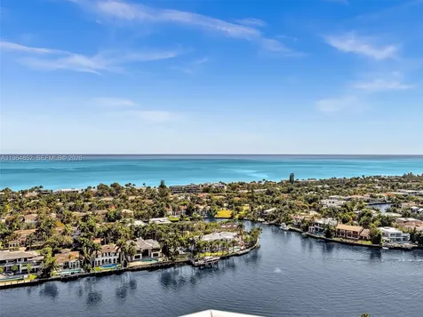 21150 Point Place Aventura FL 33180