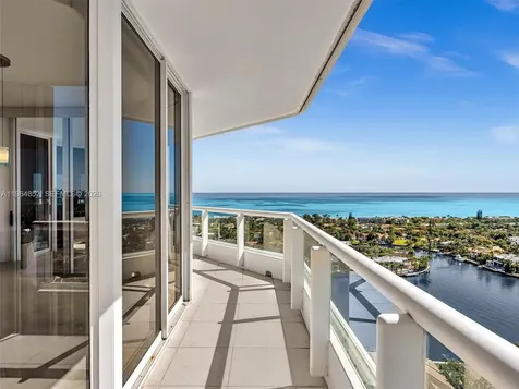 21150 Point Place Aventura FL 33180