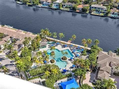 21150 Point Place Aventura FL 33180