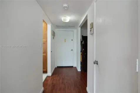 3731 N Country Club Drive Aventura FL 33180