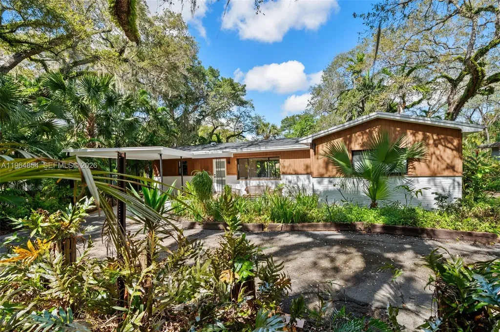 1745 NE 137th Terrace North Miami FL 33181