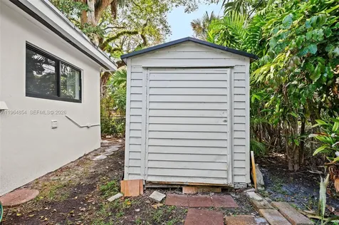 1745 NE 137th Terrace North Miami FL 33181