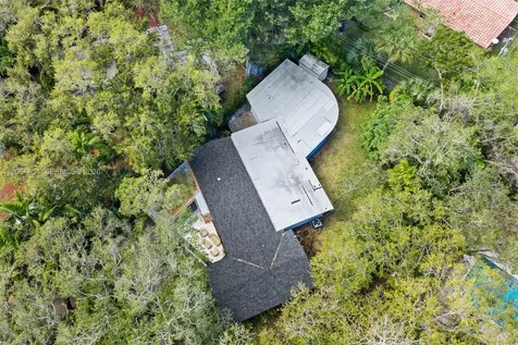 1745 NE 137th Terrace North Miami FL 33181