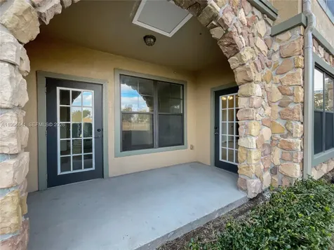 914 Charo Parkway Davenport FL 33897