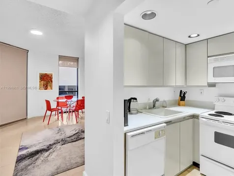 21150 Point Place Aventura FL 33180