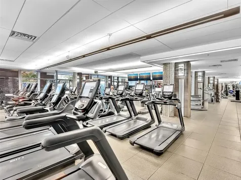 21150 Point Place Aventura FL 33180