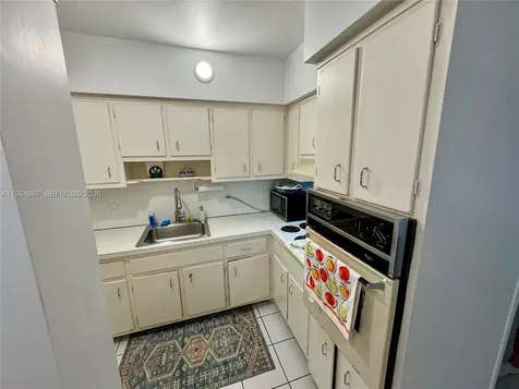 6580 Santona Street Coral Gables FL 33146