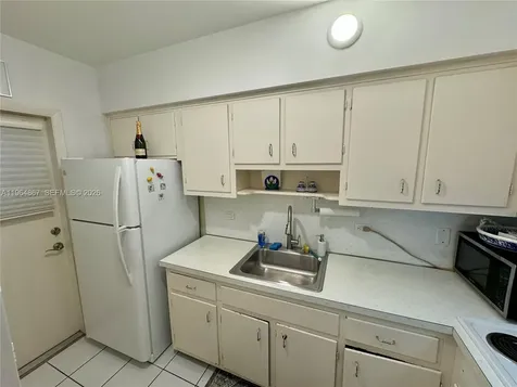 6580 Santona Street Coral Gables FL 33146