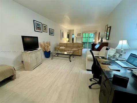 6580 Santona Street Coral Gables FL 33146