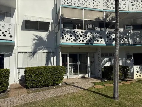 2500 Diana Drive Hallandale Beach FL 33009