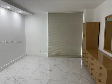 3180 S Ocean Drive Hallandale Beach FL 33009