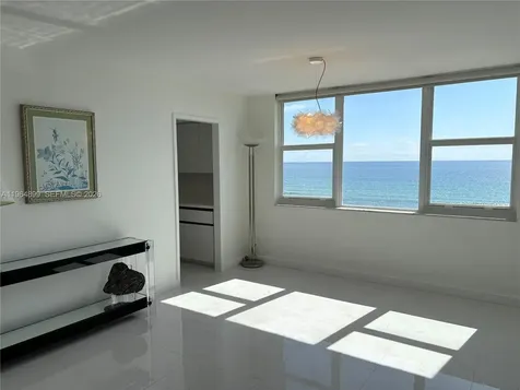 3180 S Ocean Drive Hallandale Beach FL 33009