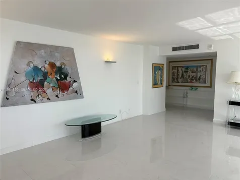 3180 S Ocean Drive Hallandale Beach FL 33009