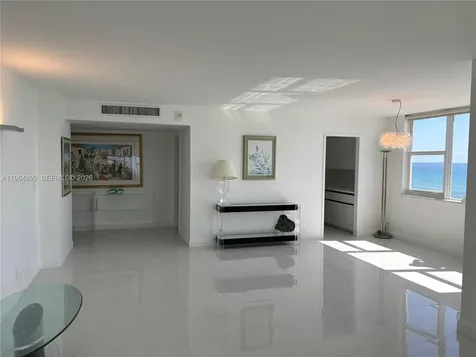 3180 S Ocean Drive Hallandale Beach FL 33009