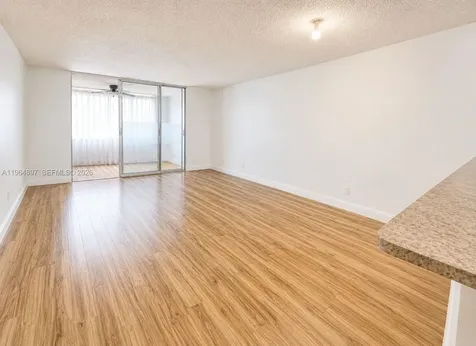 445 NE 195th Street Miami FL 33179
