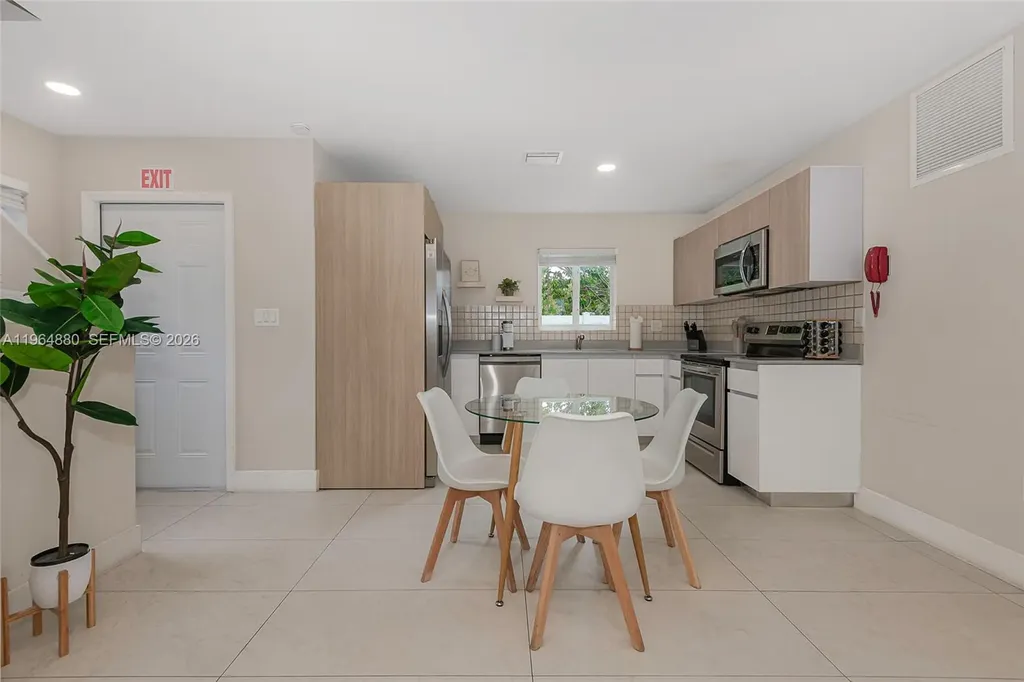 507 NW 8th Avenue #1 Fort Lauderdale FL 33311