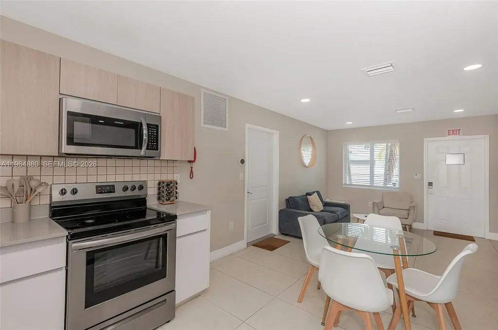 507 NW 8th Avenue #1 Fort Lauderdale FL 33311