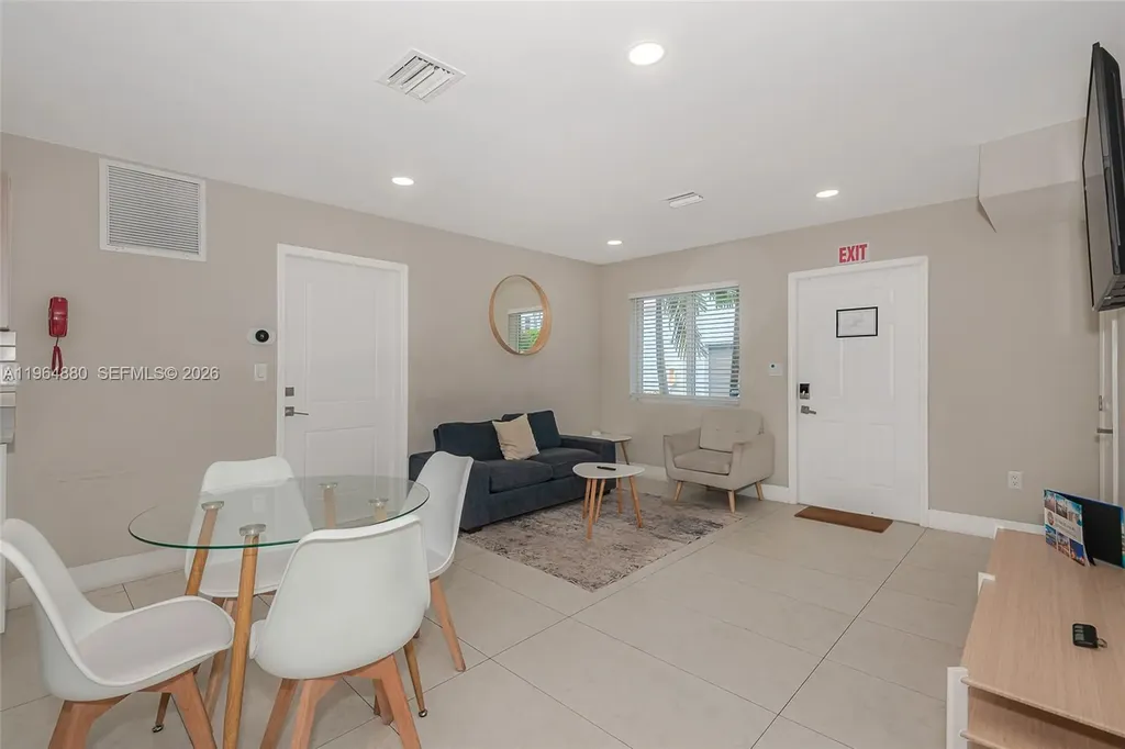 507 NW 8th Avenue #1 Fort Lauderdale FL 33311