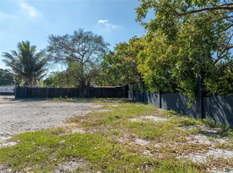 1410 NW 119th Street Miami FL 33167