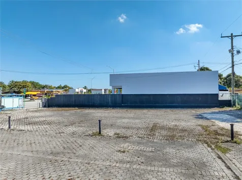 1410 NW 119th Street Miami FL 33167