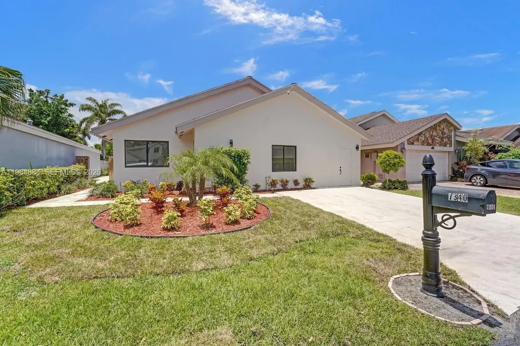 7340 Andorra Place Boca Raton FL 33433