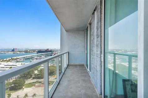 244 Biscayne Boulevard Miami FL 33132