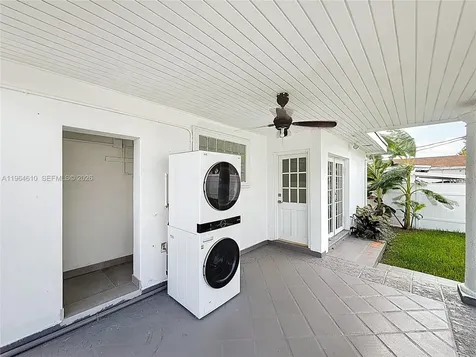 6819 SW 25th Street Miami FL 33155