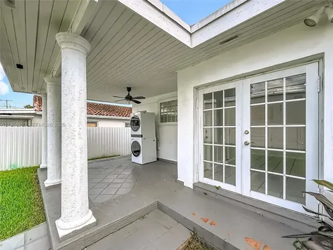 6819 SW 25th Street Miami FL 33155