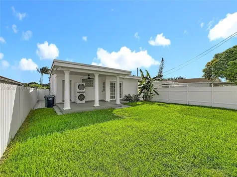 6819 SW 25th Street Miami FL 33155