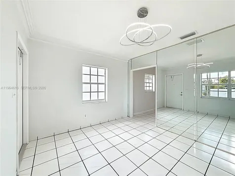 6819 SW 25th Street Miami FL 33155