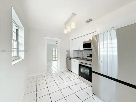 6819 SW 25th Street Miami FL 33155