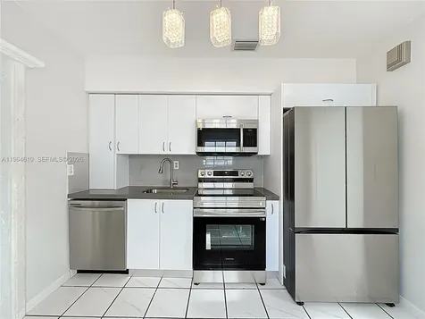 6819 SW 25th Street Miami FL 33155