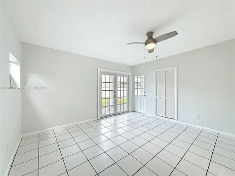 6819 SW 25th Street Miami FL 33155